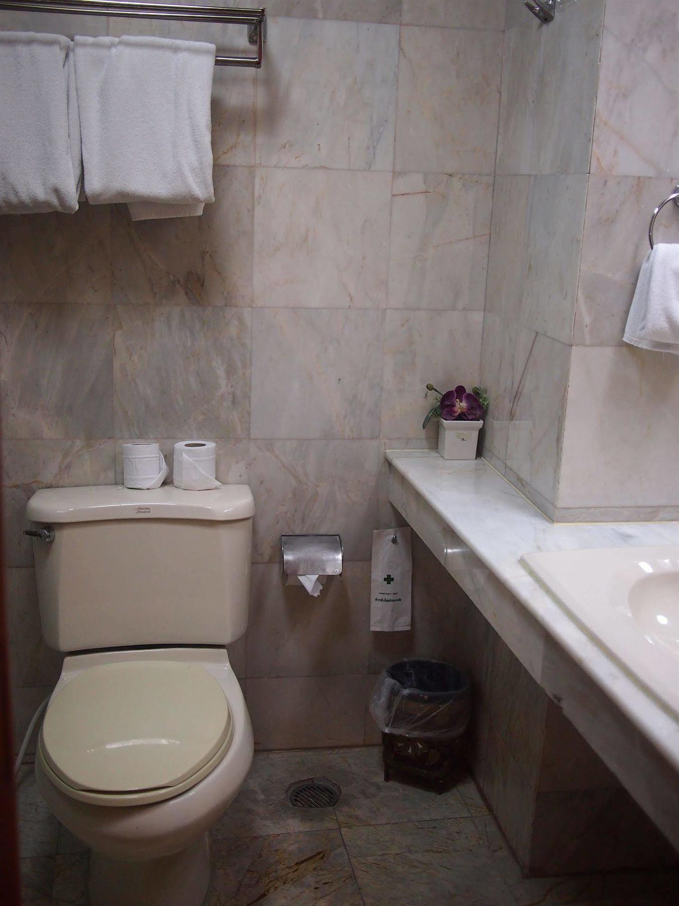 Parkway Inn Банкок Екстериор снимка